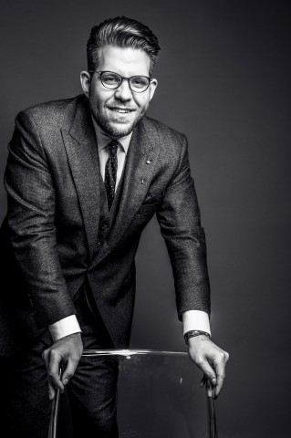Christian Weilert | Maßkonfektion | Concept Store, Brautmode · Hochzeitsanzug Düsseldorf, Kontaktbild