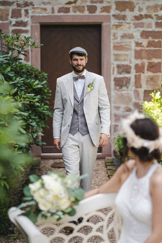 Dolzer Maßkonfektion | Individuelle Hochzeitsoutfits, Brautmode · Hochzeitsanzug Essen, Logo